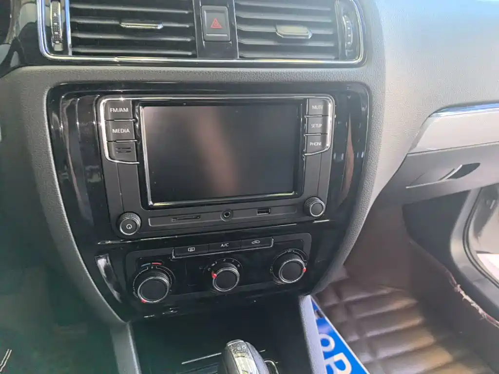 Volkswagen Sagitar — миниатюра 13