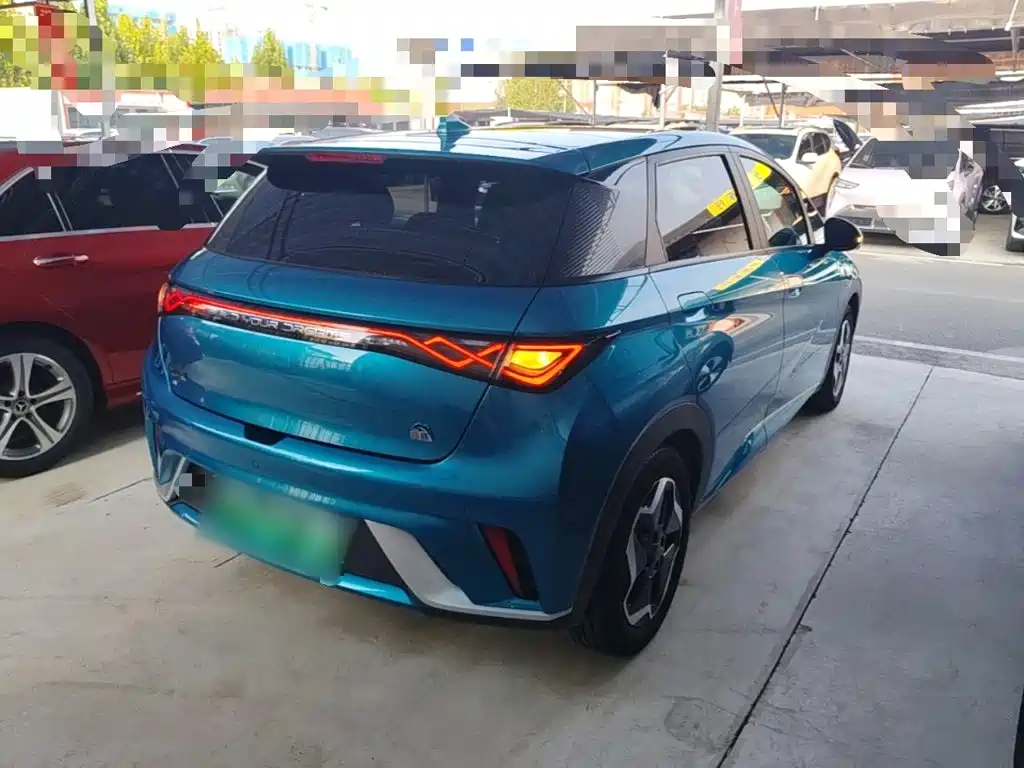 BYD Dolphin — миниатюра 7