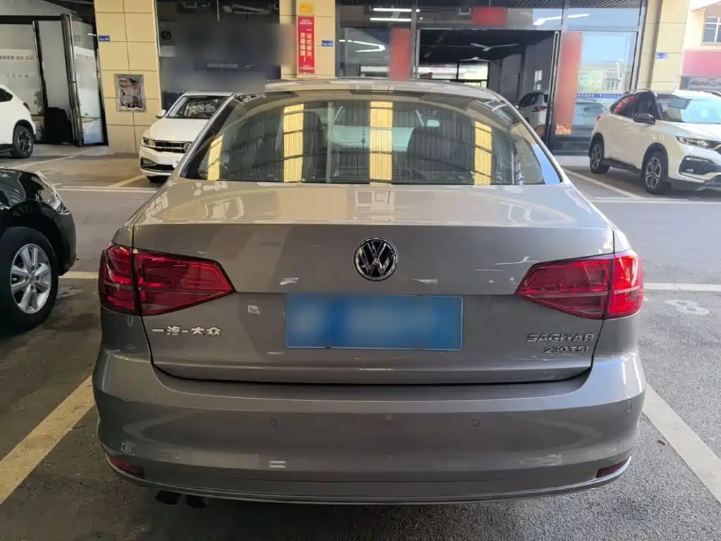 Volkswagen Sagitar — миниатюра 6