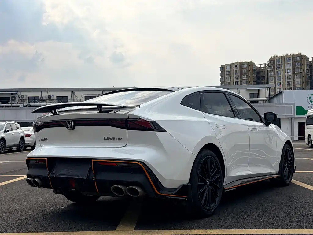 Changan UNI-V — миниатюра 4