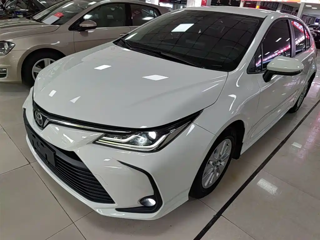 Купить Toyota Corolla
