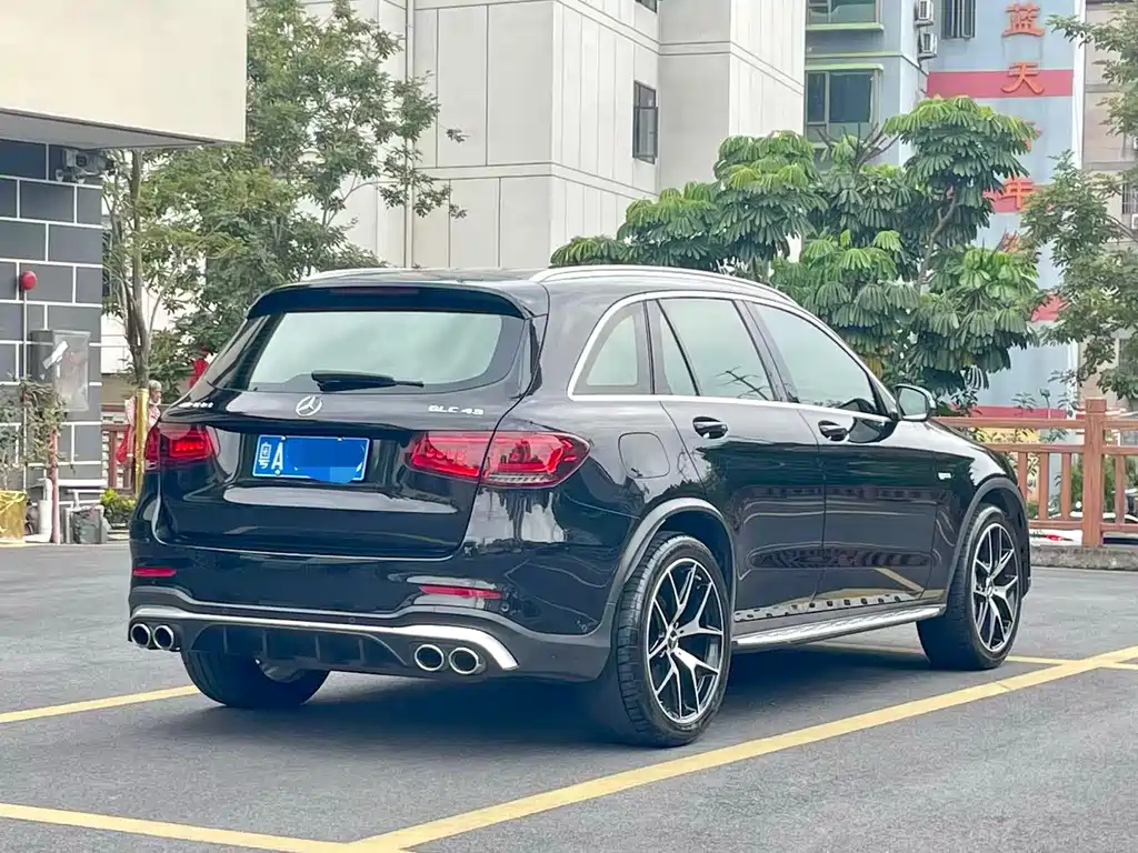 Mercedes-Benz GLC AMG — миниатюра 4