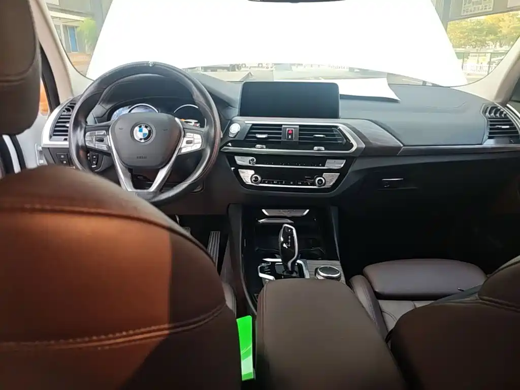 BMW X3 — миниатюра 10