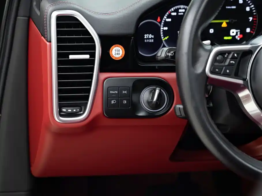 Porsche Cayenne Hybrid — миниатюра 19