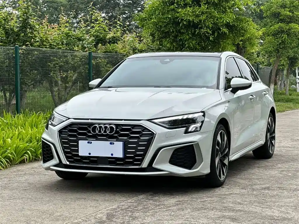 Купить Audi A3