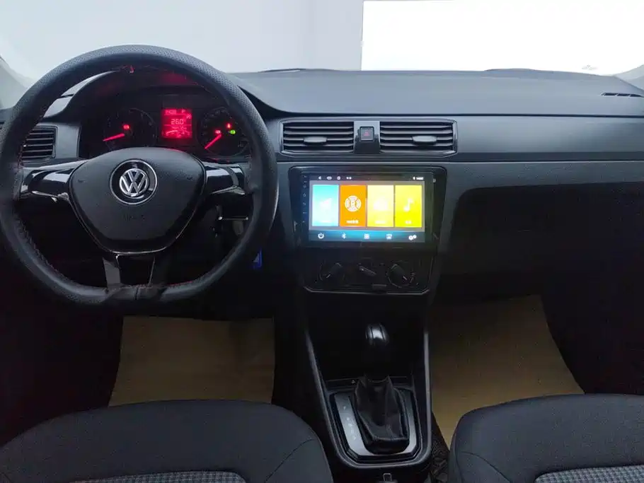Volkswagen Santana — миниатюра 12