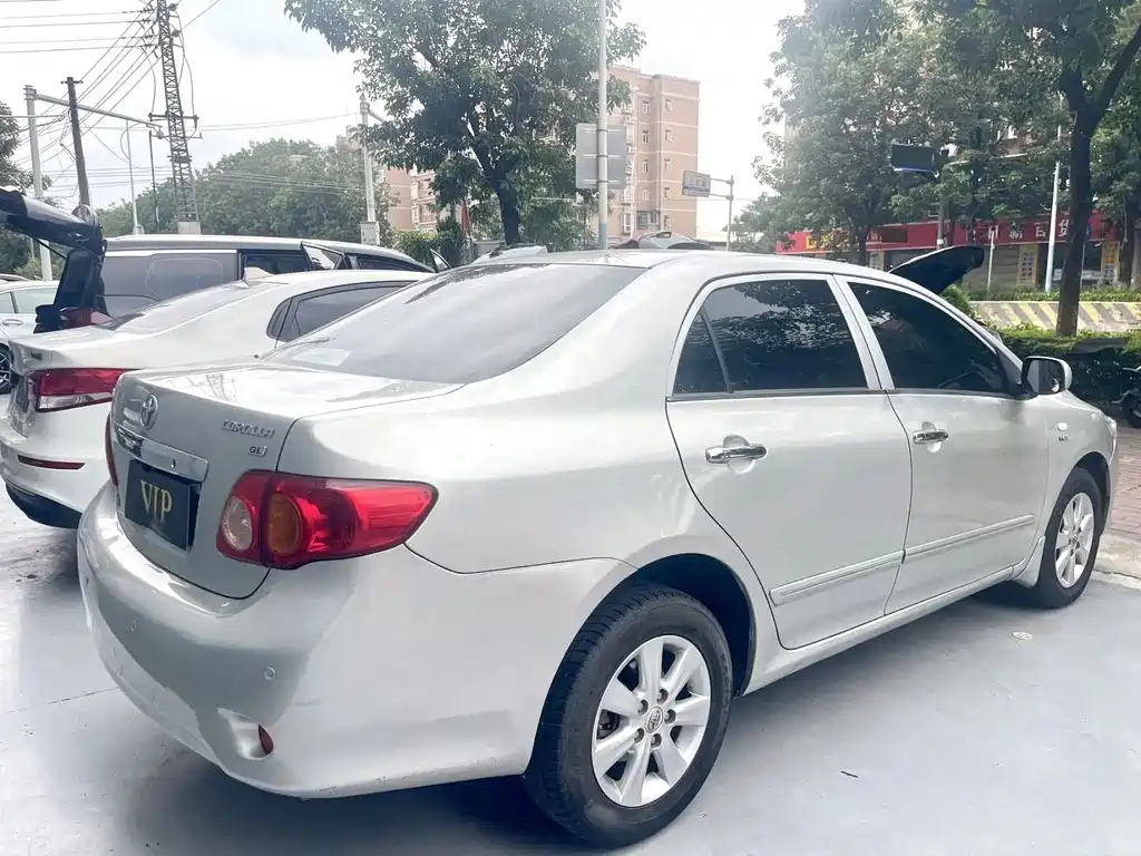 Toyota Corolla — миниатюра 8