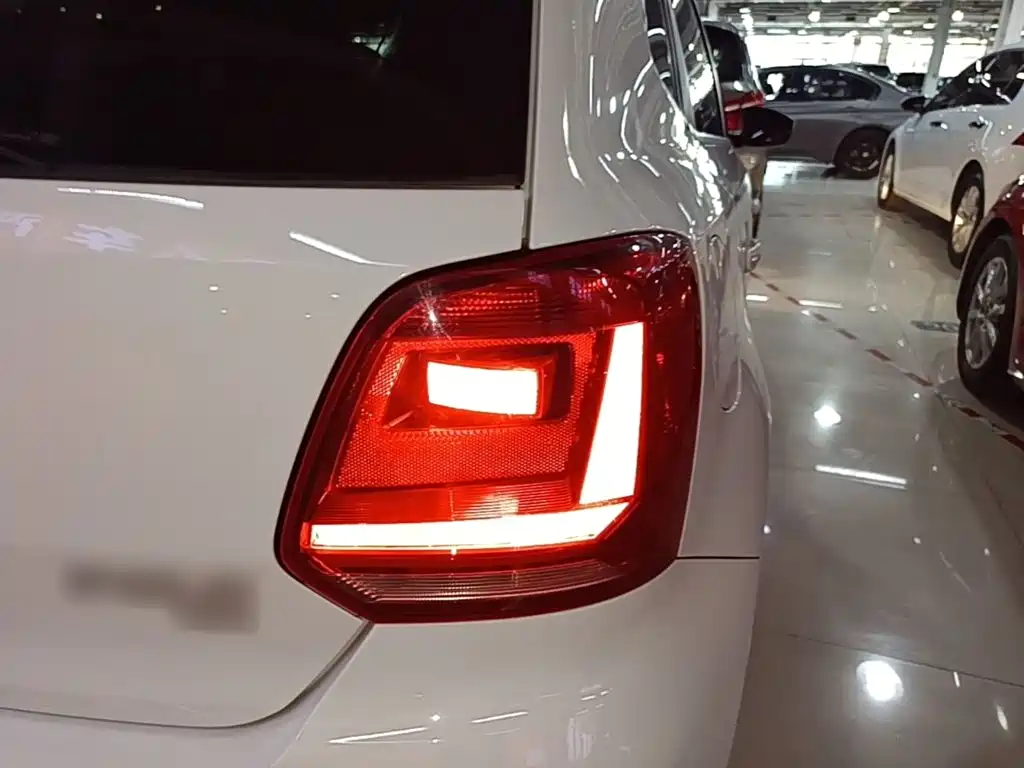 Volkswagen Polo — миниатюра 8