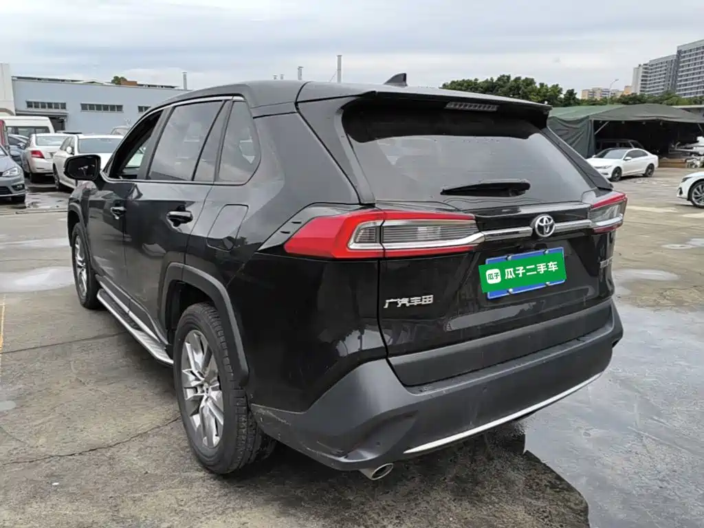 Toyota Wildlander — миниатюра 5