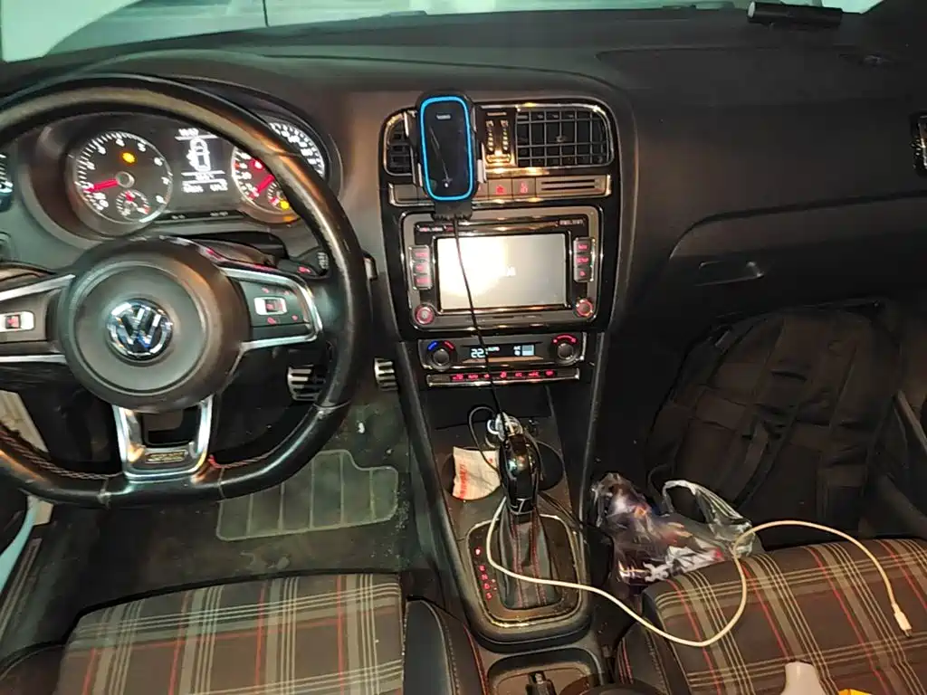 Volkswagen Polo — миниатюра 14