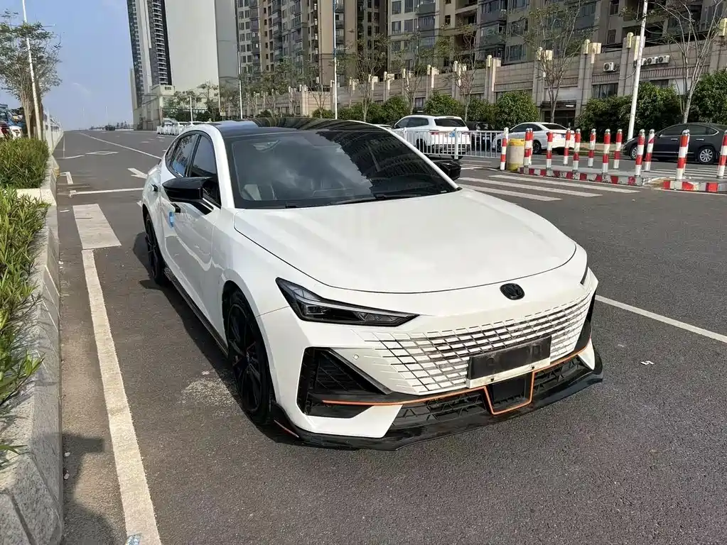 Changan UNI-V — миниатюра 3