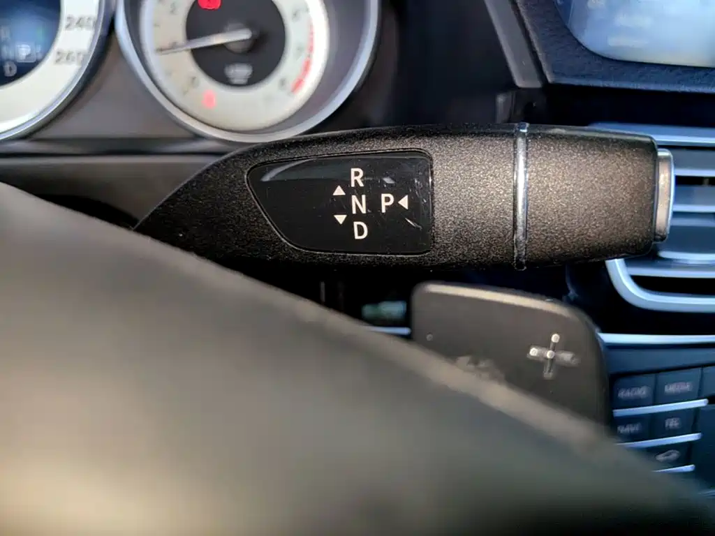 Mercedes-Benz E-Class — миниатюра 14