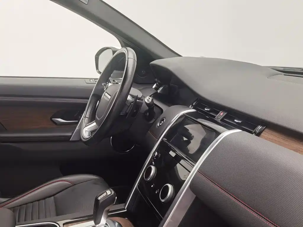 Land Rover Discovery Sport — миниатюра 22