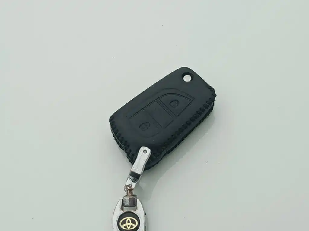 Toyota RAV4 — миниатюра 10