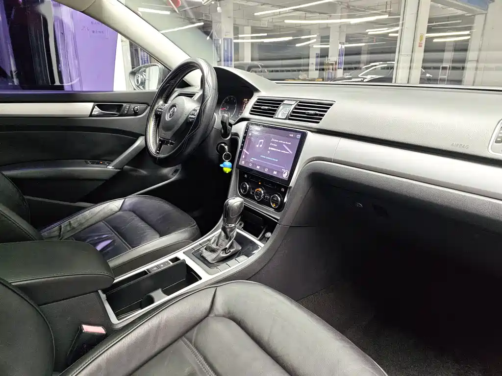 Volkswagen Passat — миниатюра 10