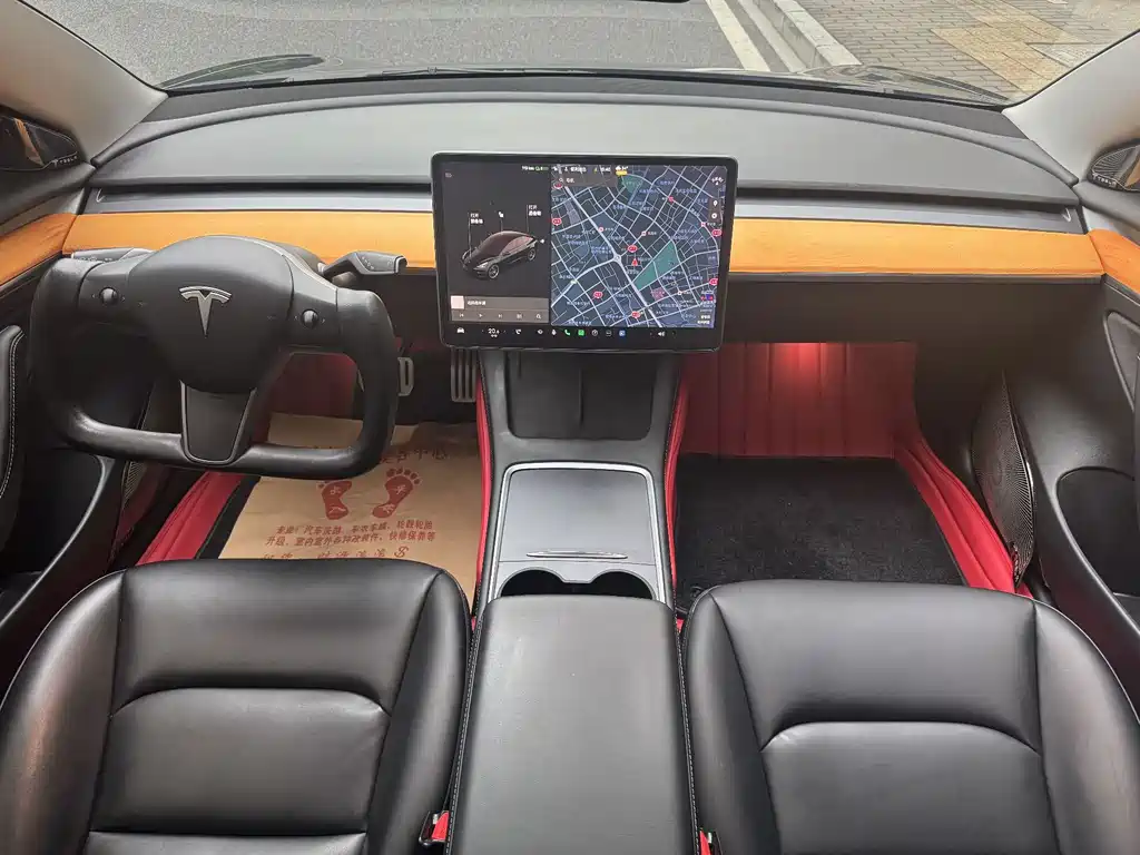 Tesla Model 3 — миниатюра 11