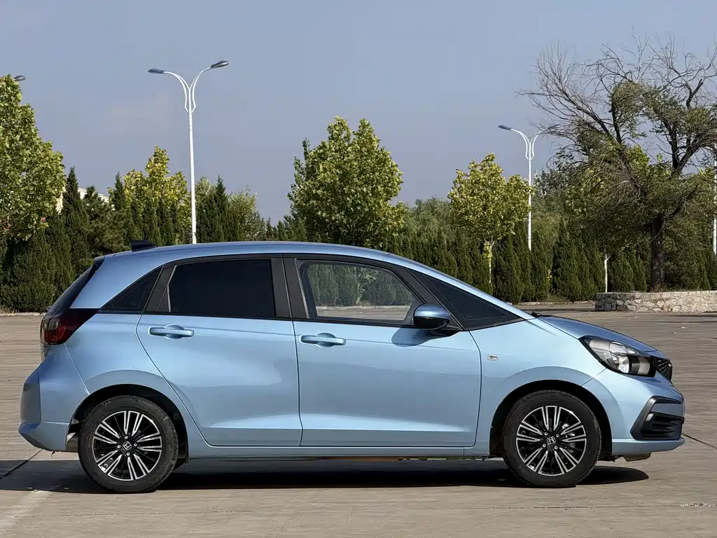 Honda Fit — миниатюра 7