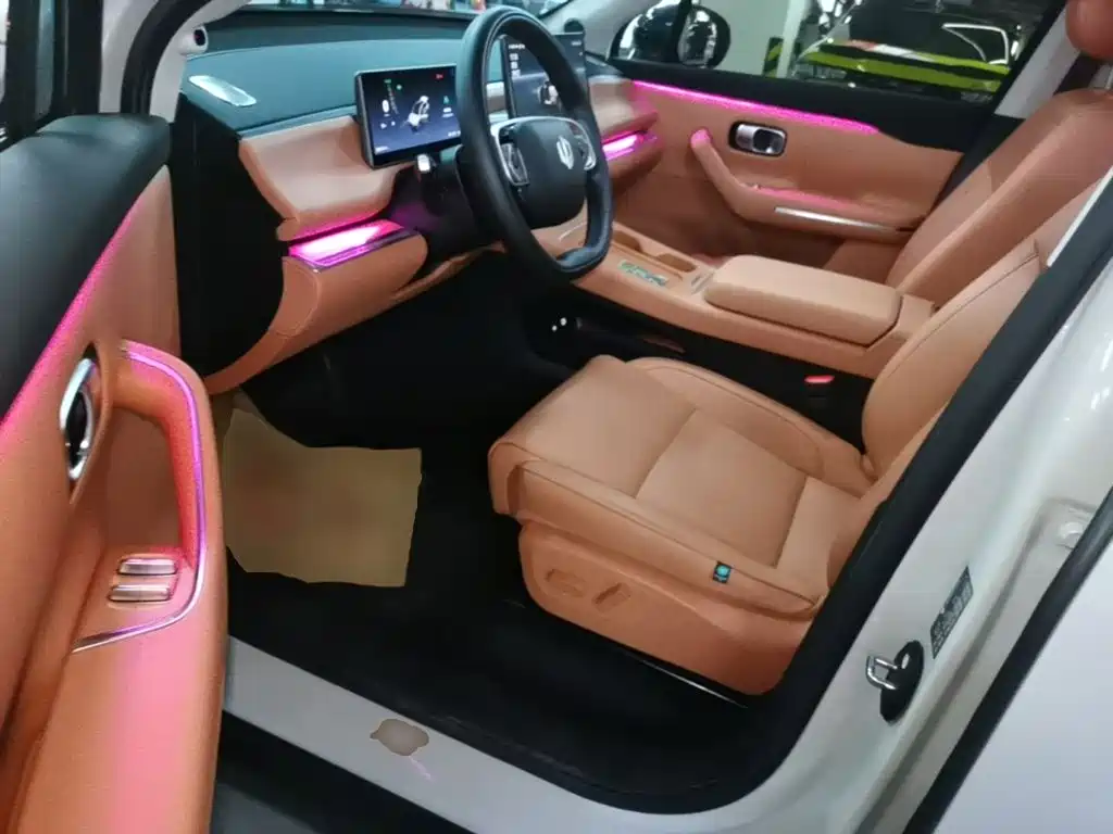 Leapmotor Leapmotor C10 — миниатюра 15