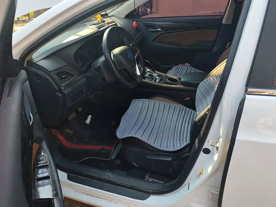 BYD Qin NEV — миниатюра 9