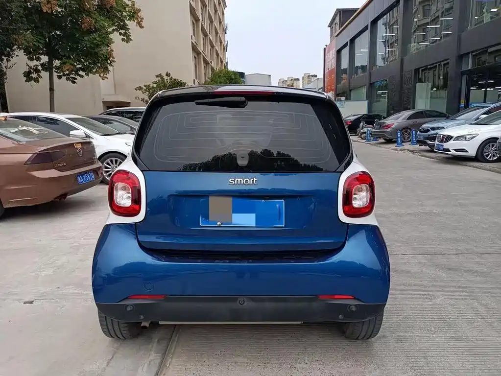 smart Smart Fortwo — миниатюра 3