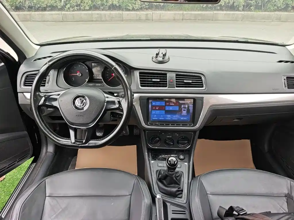Volkswagen Lavida — миниатюра 10