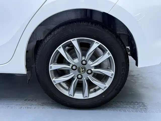 Toyota Yaris L — миниатюра 15
