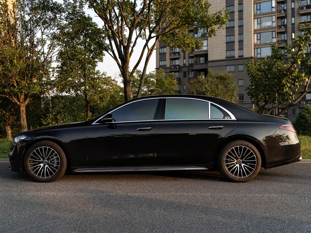 Mercedes-Benz S-Class — миниатюра 3