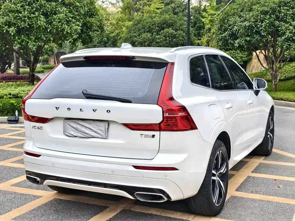 Volvo XC60 — миниатюра 8
