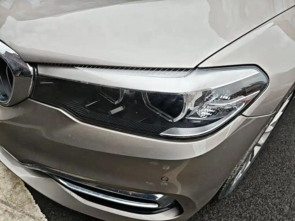 BMW 5 Series — миниатюра 24