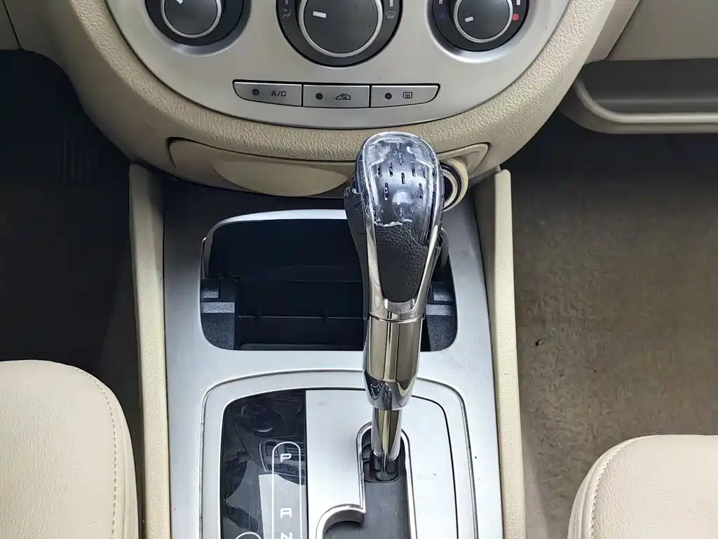 Buick Excelle — миниатюра 13