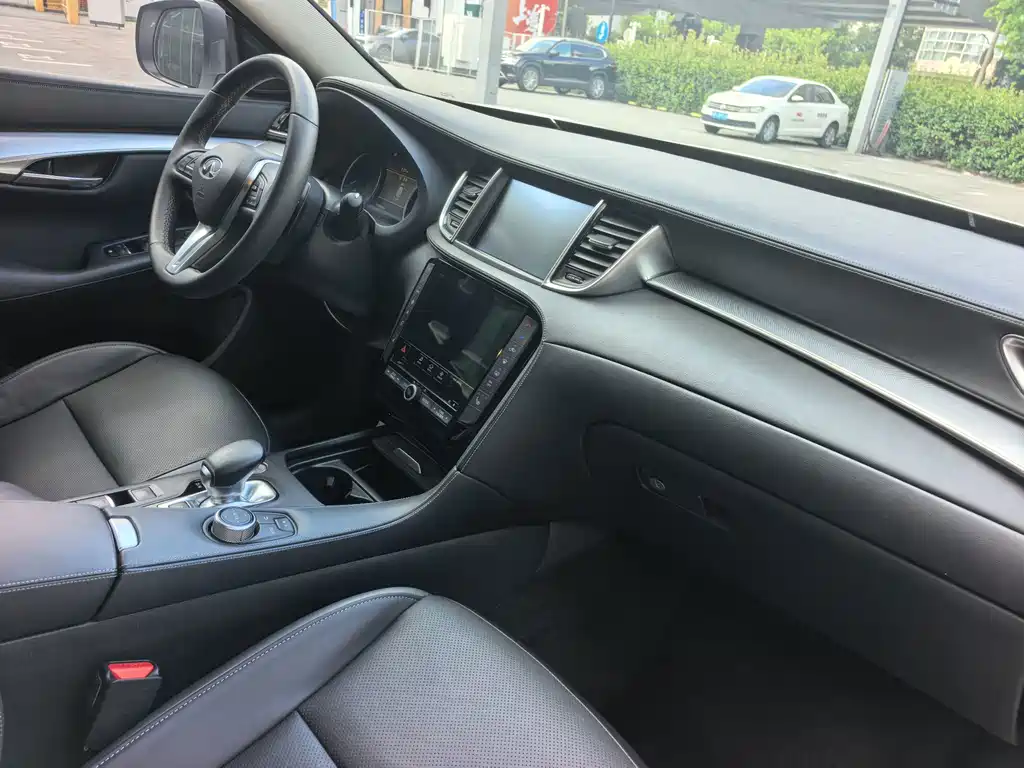 Infiniti QX50 — миниатюра 9