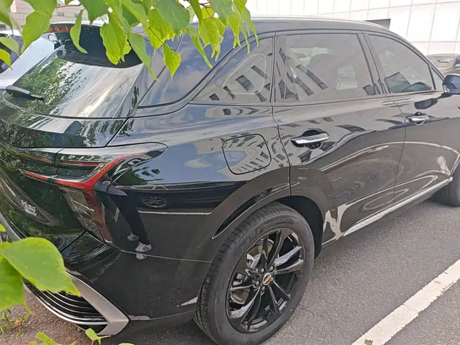 Hongqi HS3 PHEV 2024 115km