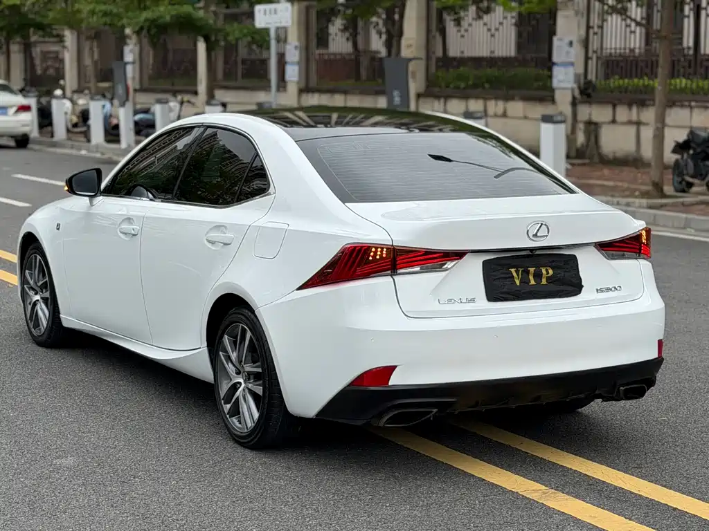Lexus IS 300 F SPORT Edition, фото 8