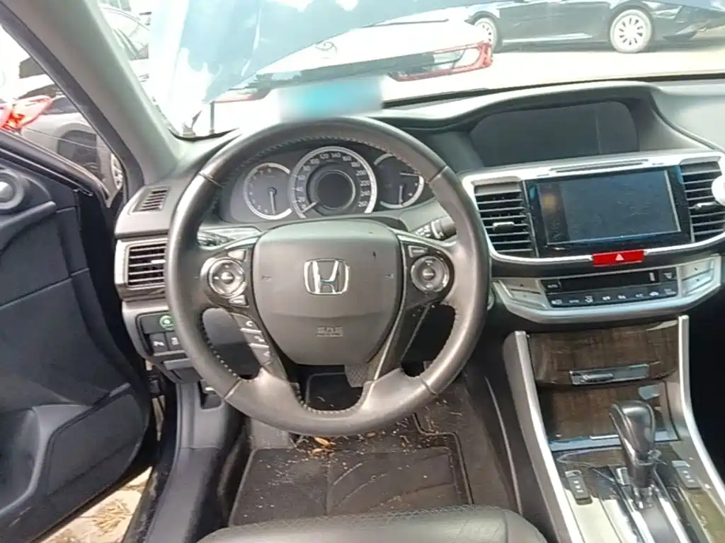 Honda Accord — миниатюра 15