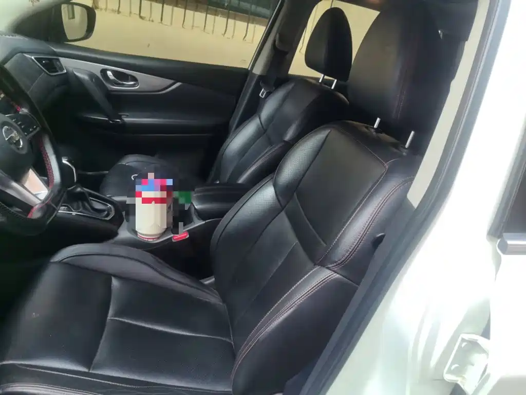 Nissan Qashqai — миниатюра 11