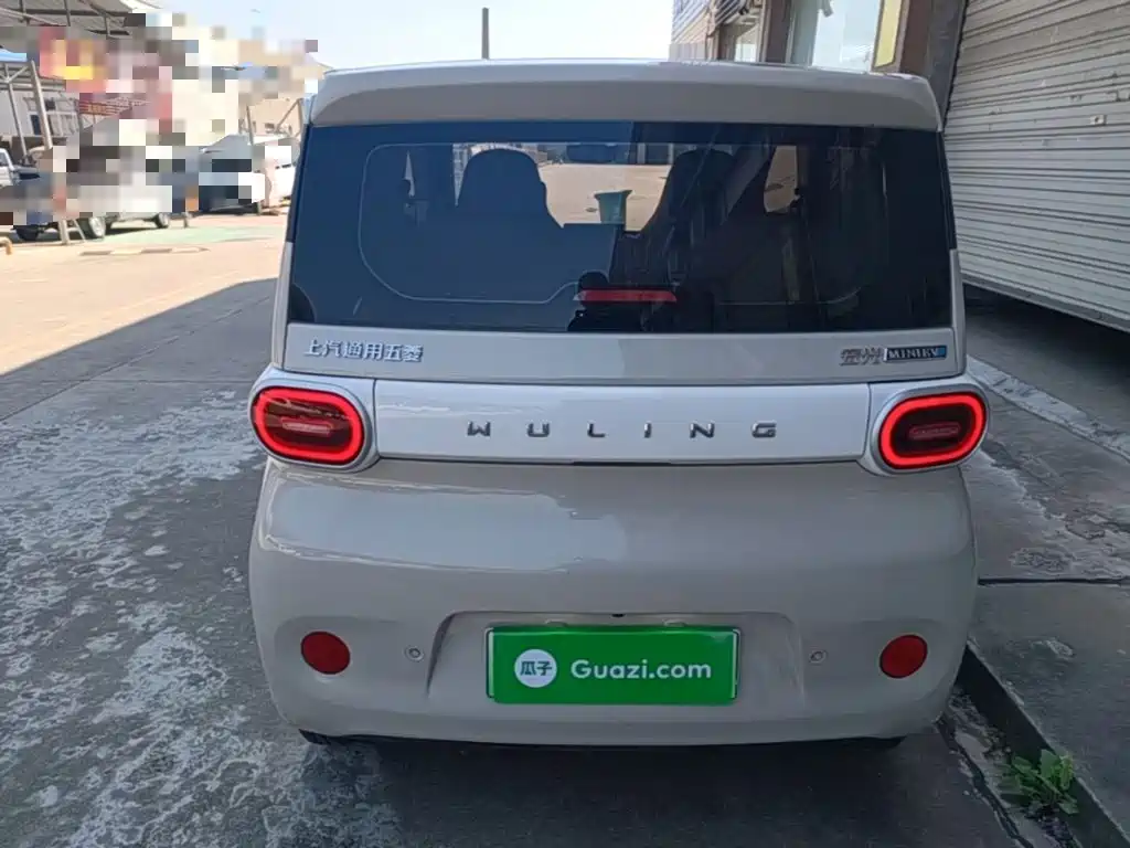 Wuling MINIEV — миниатюра 6