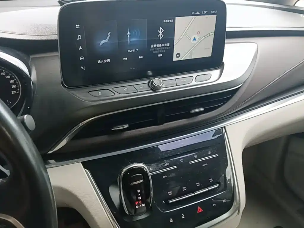 Buick GL8 — миниатюра 9