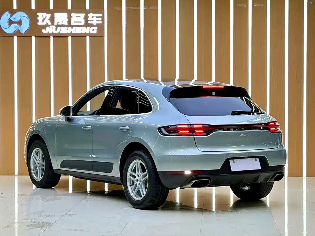 Porsche Macan — миниатюра 20