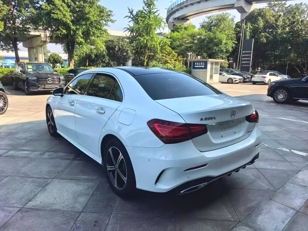 Mercedes-Benz A-Class — миниатюра 4