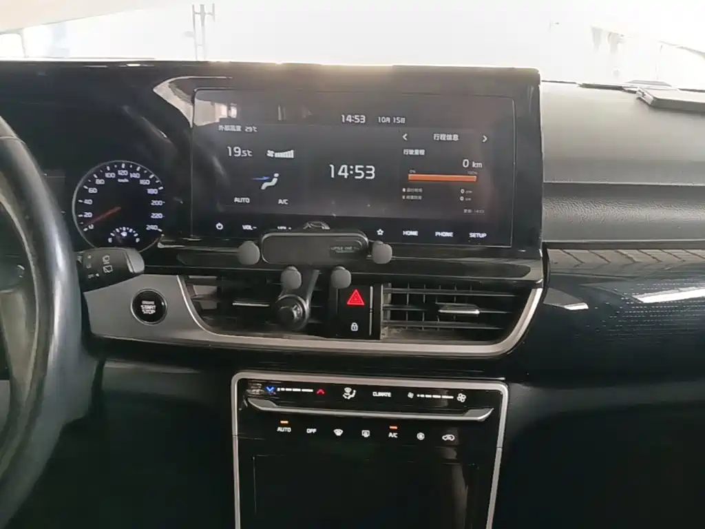 Kia KX3 — миниатюра 13