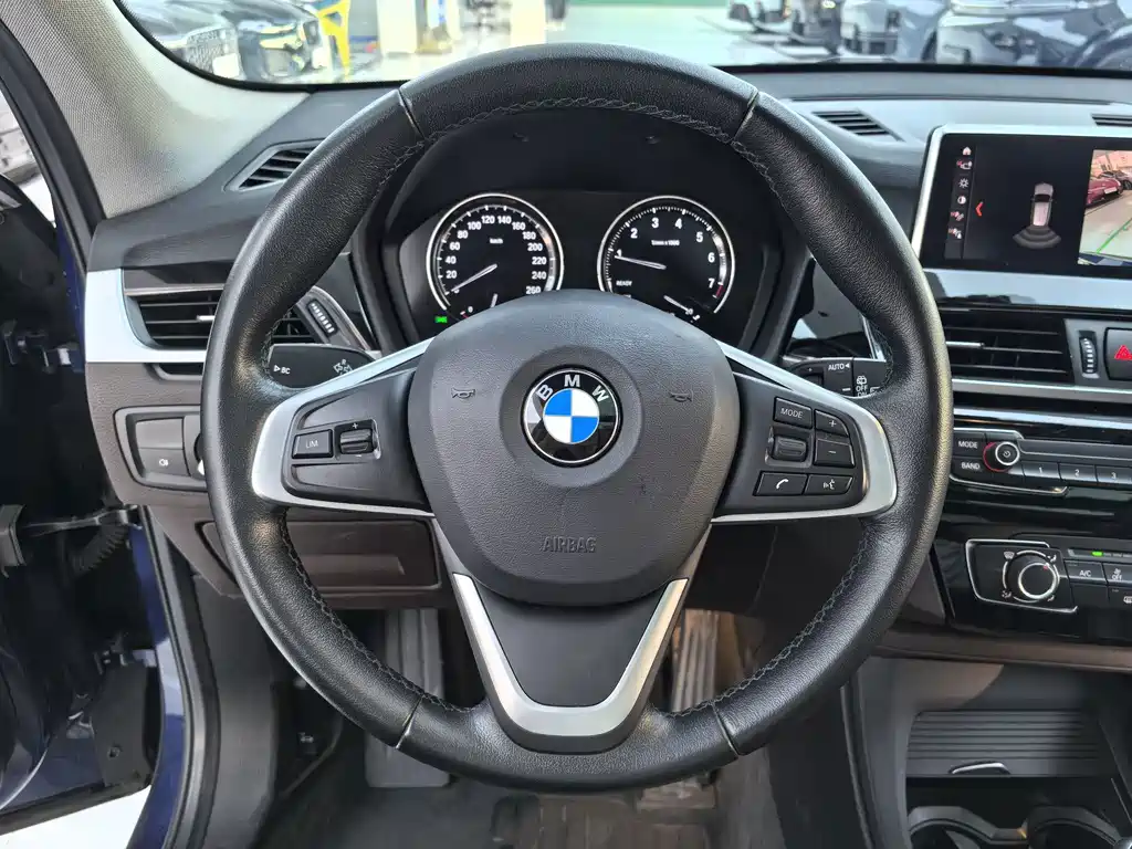 BMW X1 — миниатюра 8