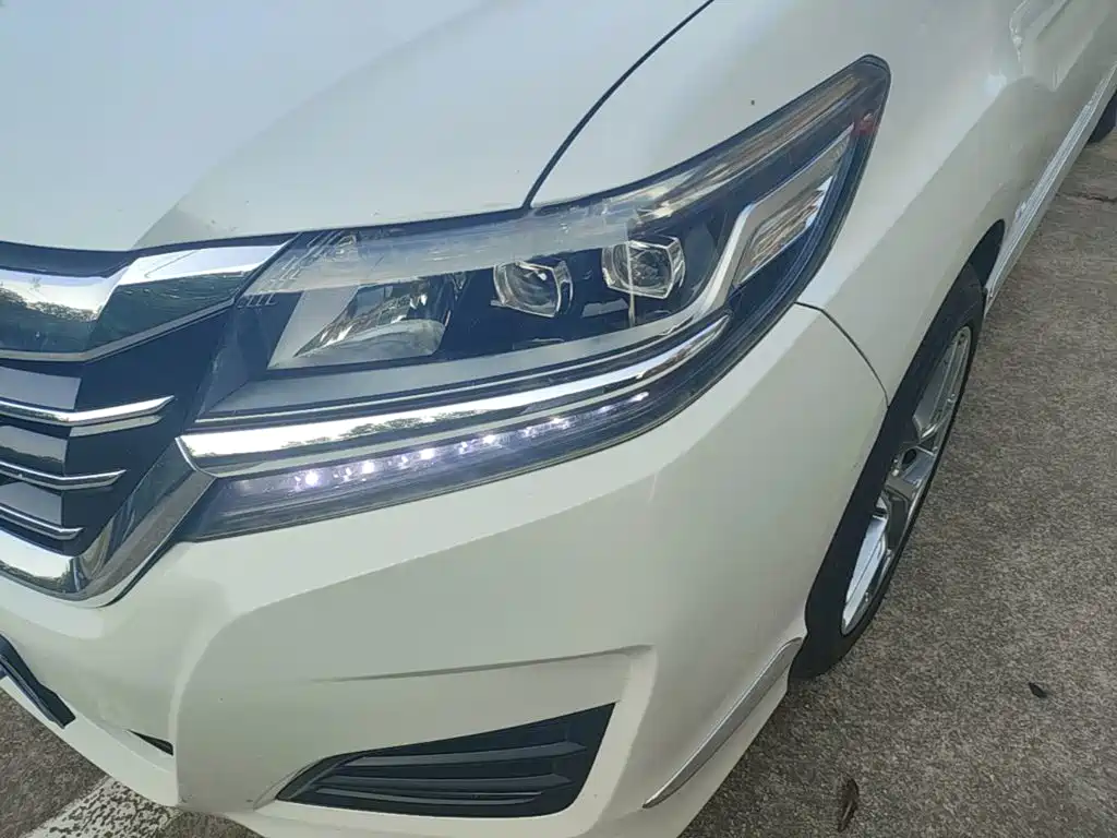 Honda Elysion — миниатюра 24