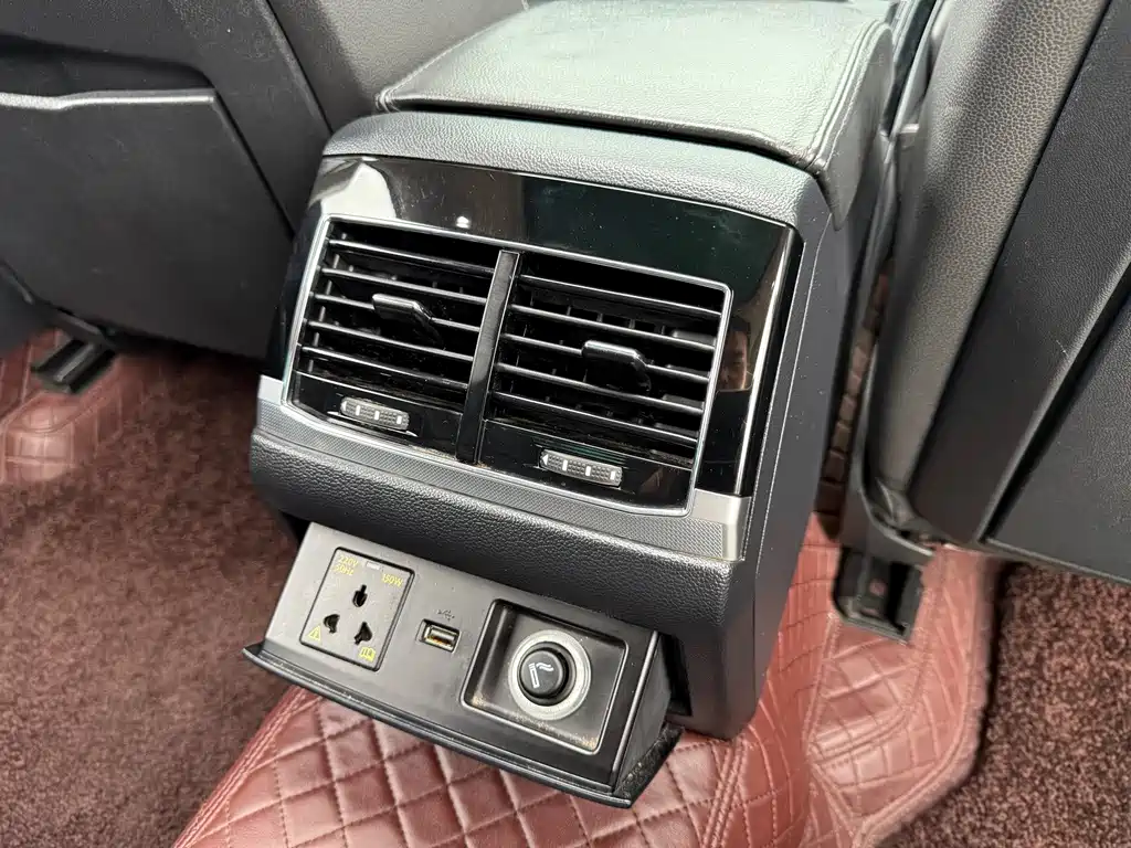 Volkswagen Phideon — миниатюра 13