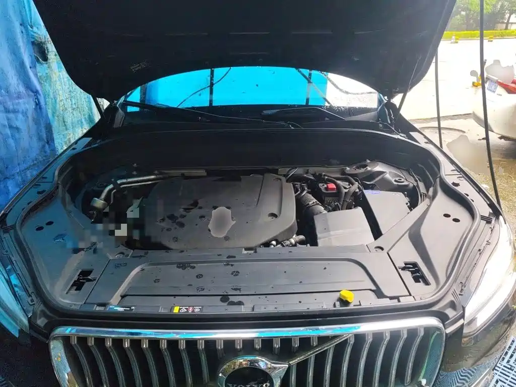 Volvo XC90 — миниатюра 21
