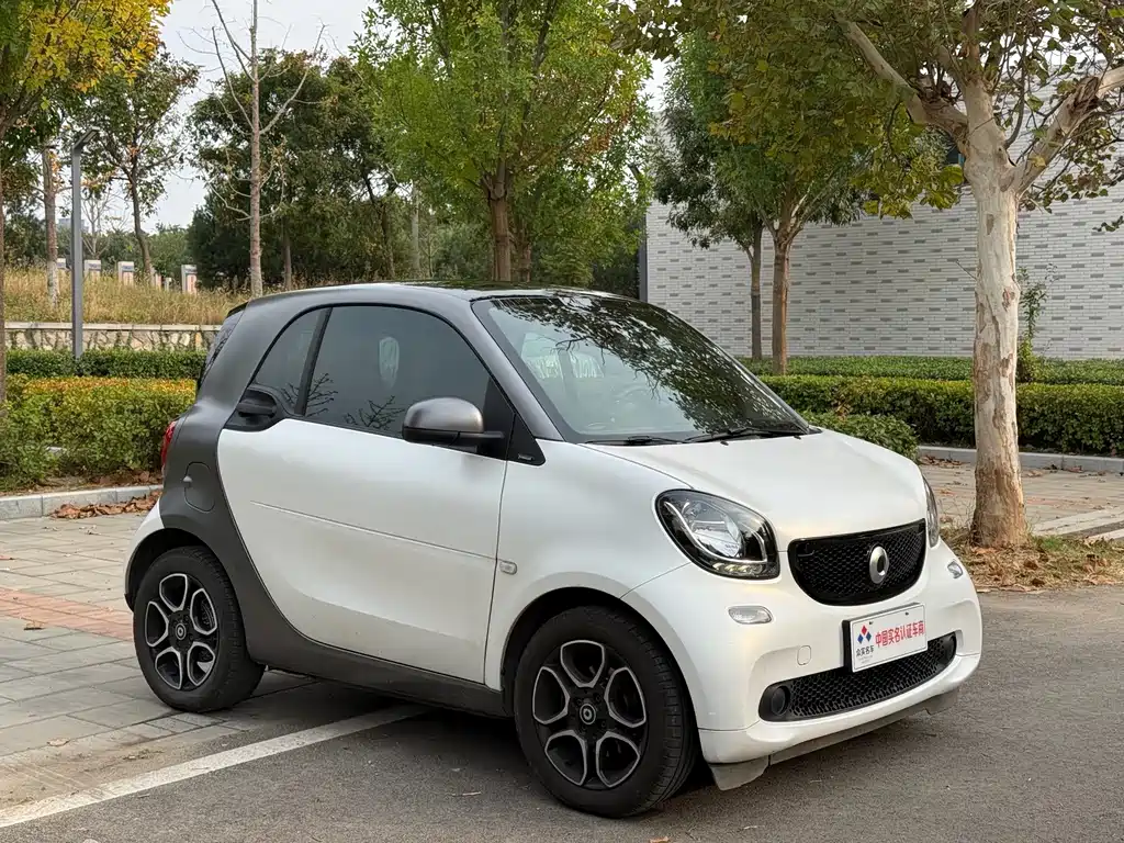 smart Smart Fortwo — миниатюра 3
