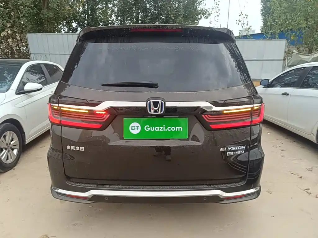 Honda Elysion — миниатюра 6