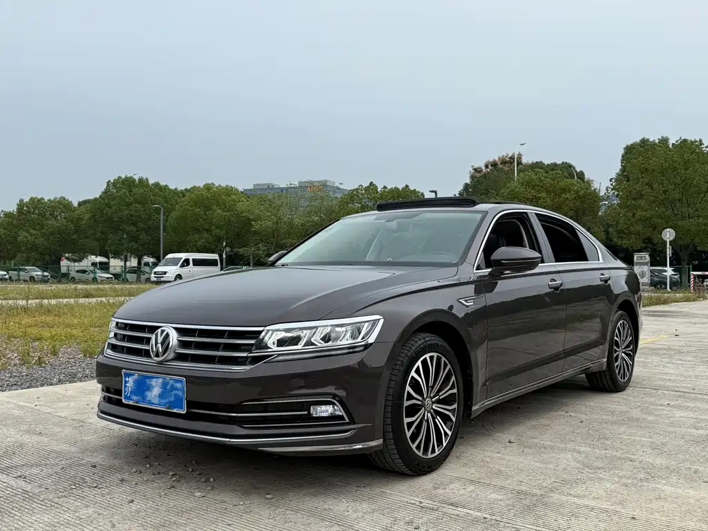 Volkswagen Phideon
