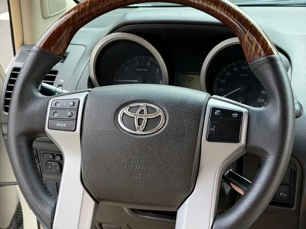 Toyota Prado (Import) — миниатюра 15