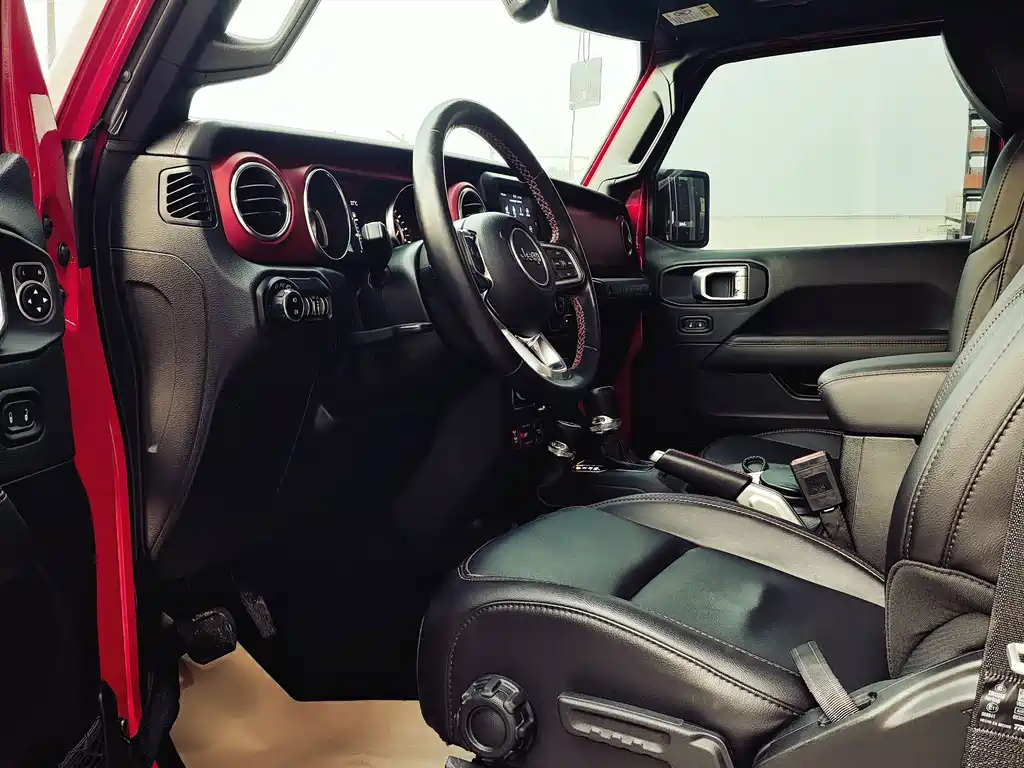 Jeep Wrangler — миниатюра 5