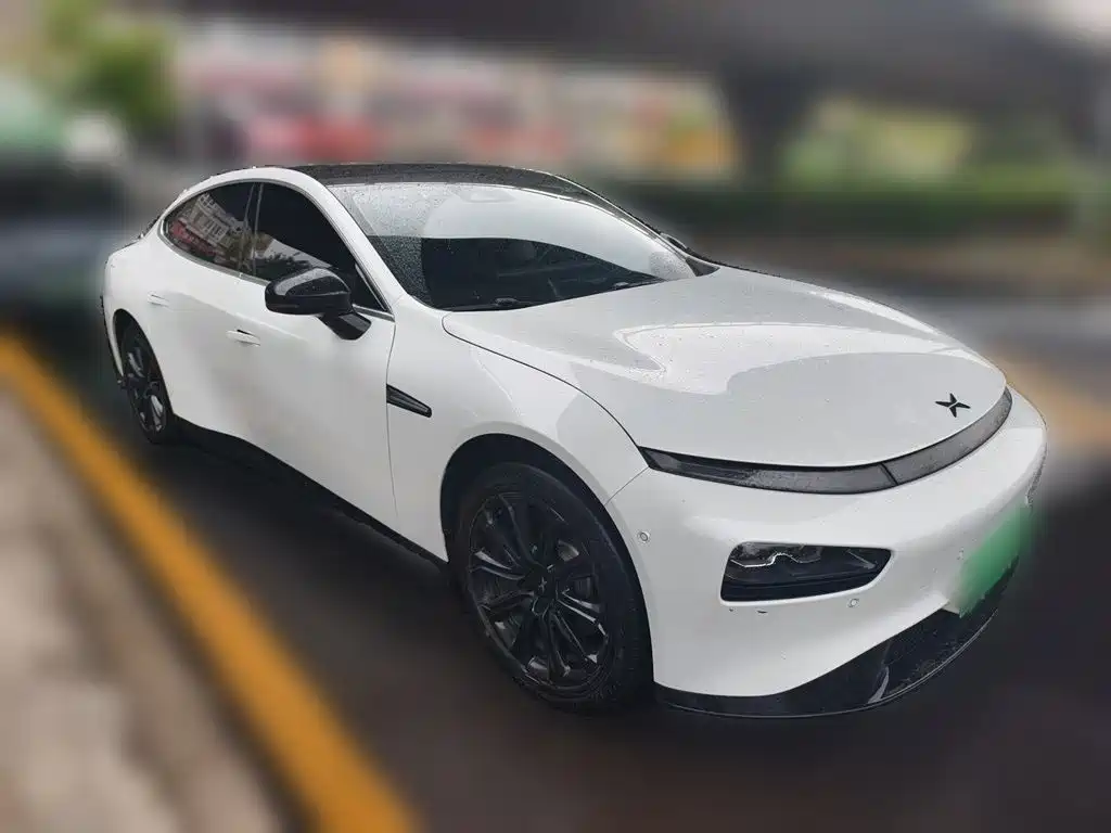 XPeng P7 — миниатюра 3